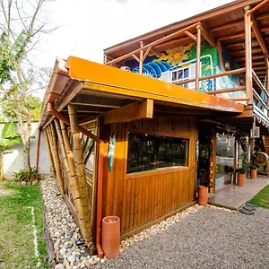 hostel-quintal-do-rosa.santa-catarina-brasil.com/